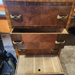 Vintage Dresser 4 Deep Drawer W Cedar Lined