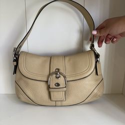 Cream Coach soho bag