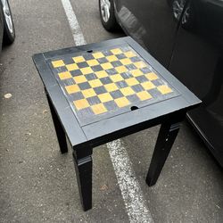 Chess/backgammon wooden game table