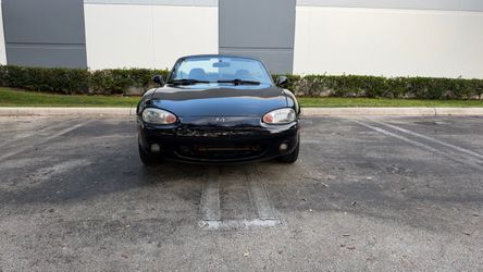 2000 Mazda Miata