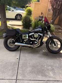 2011 Harley Davidson dyna