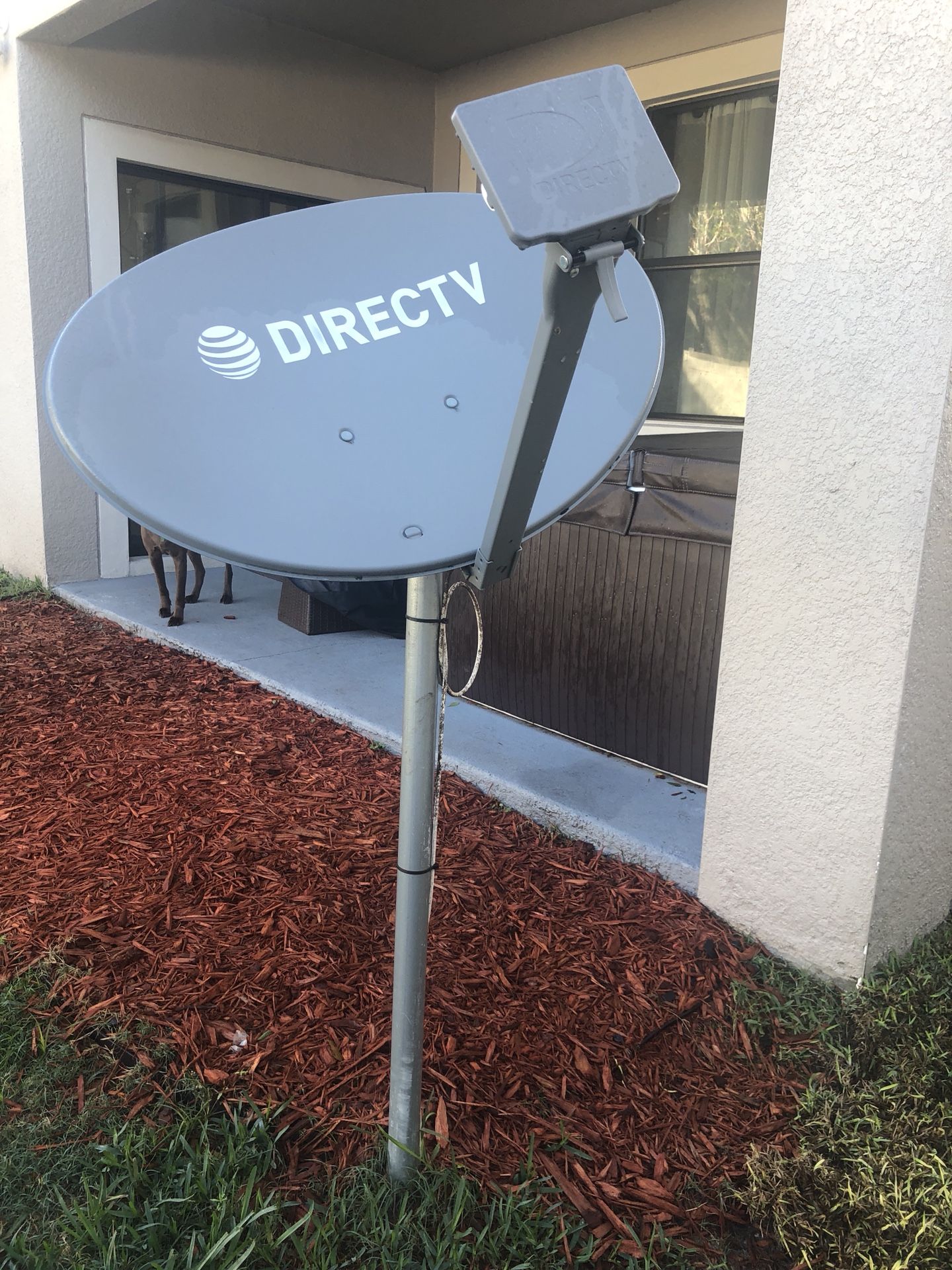 Directv dish satellite w pole