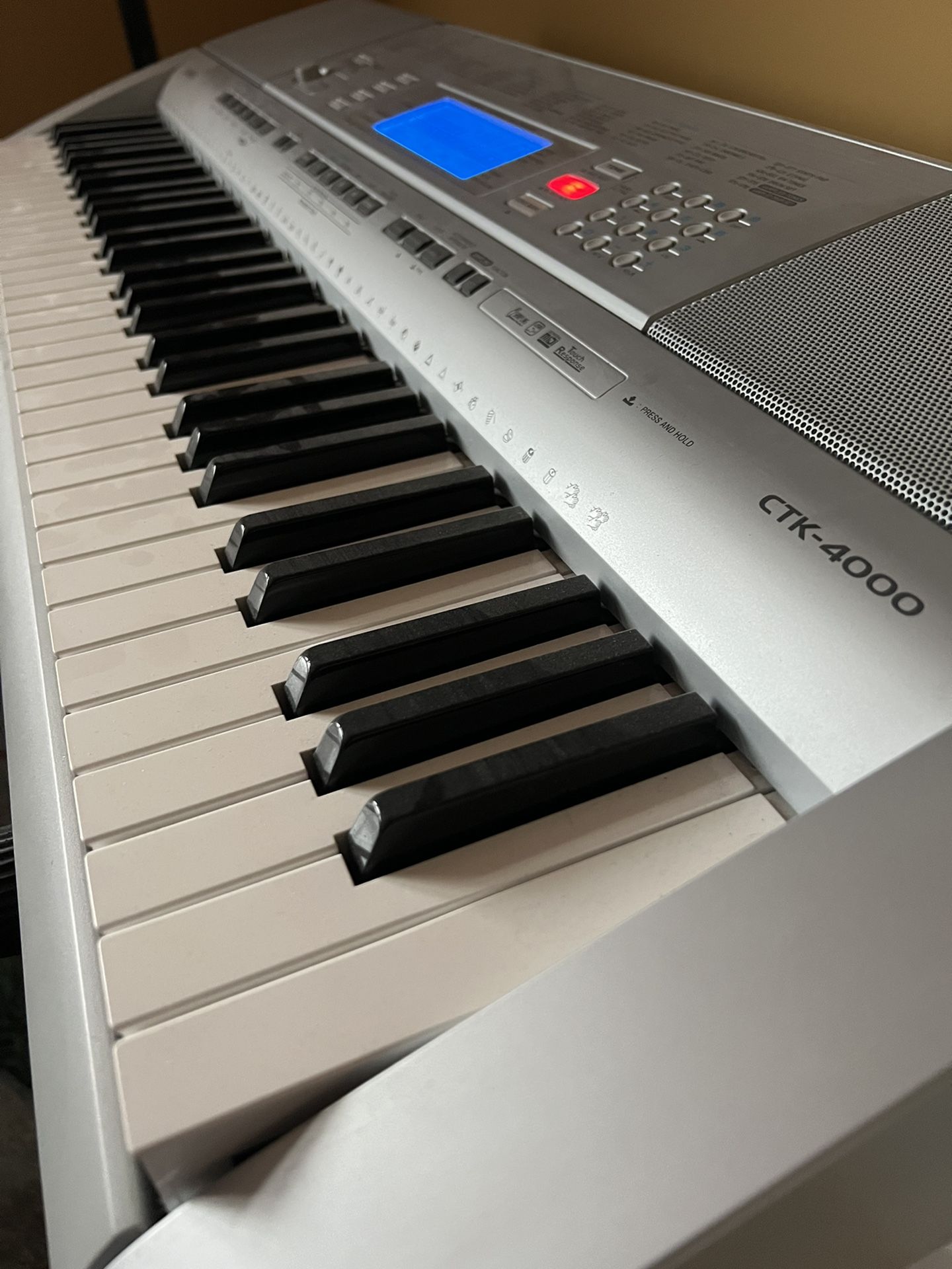 Casio CTK-4000 for Sale in Brewster, NY - OfferUp