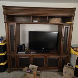 Entertainment Set