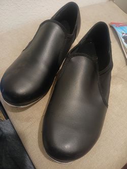 Theatricals tap shoes