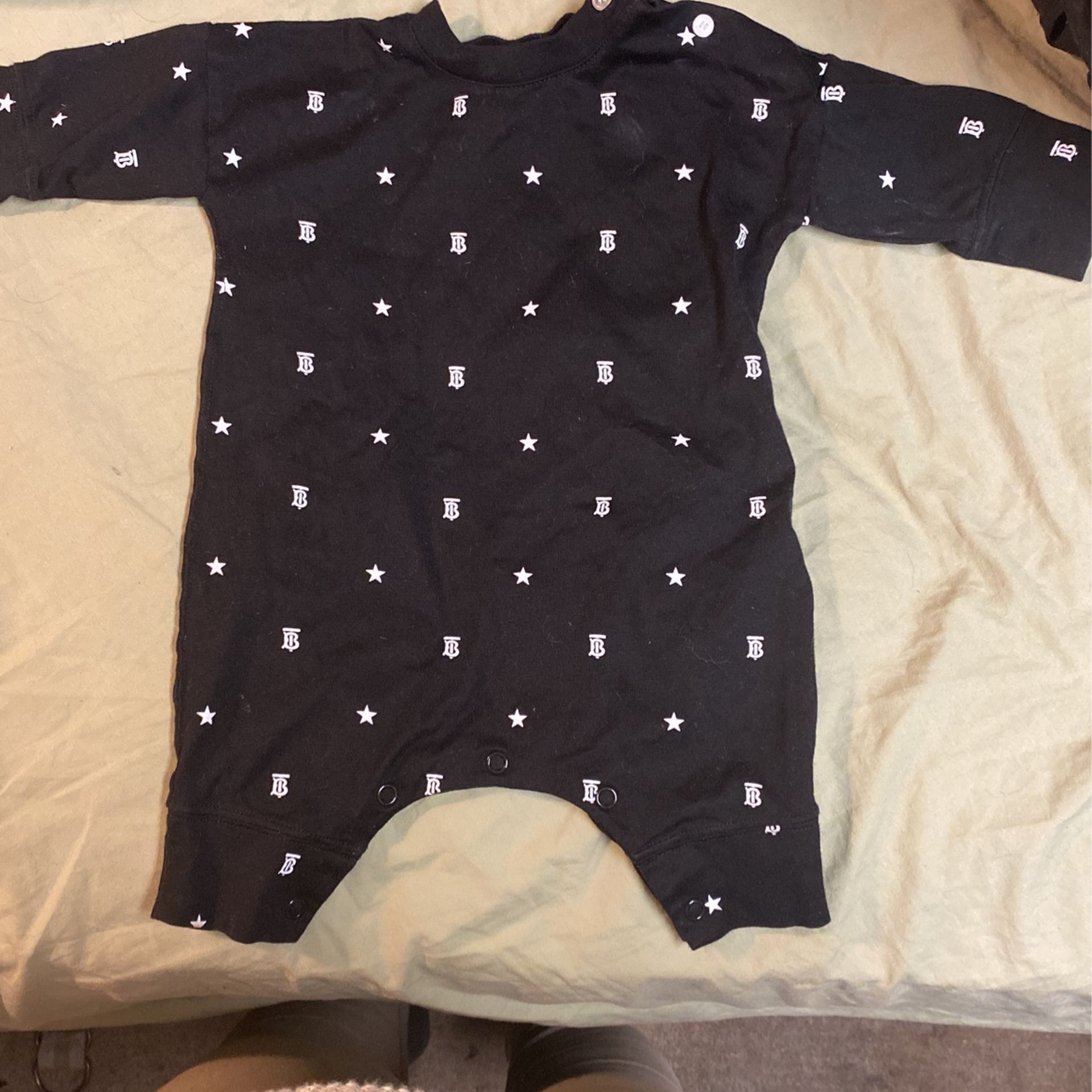 Burberry London Onesie I month