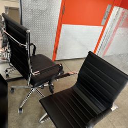 Modern Office Chairs / Conference Chairs – Set of 2
