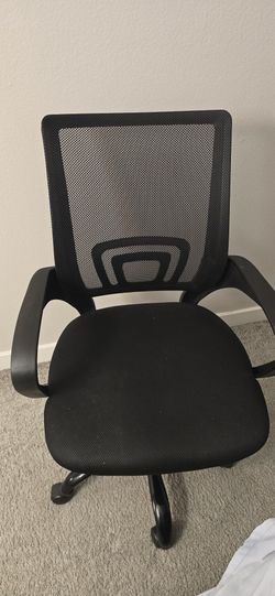 BestOffice Mesh Desk Chair – Adjustable, Swivel – Like New – $25 Each