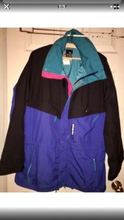 Women's medium vintage Helly Hansen waterproof ski jacket