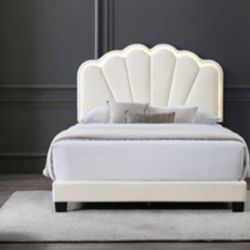 New Bedframe In Box 📦 Mattress Sold Separate 