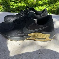Nike Air Max Excee Black Gum Size 11.5 Clean 🔥