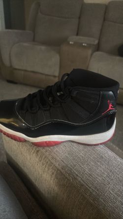 Air Jordan retro 11 (2019) size 8.5