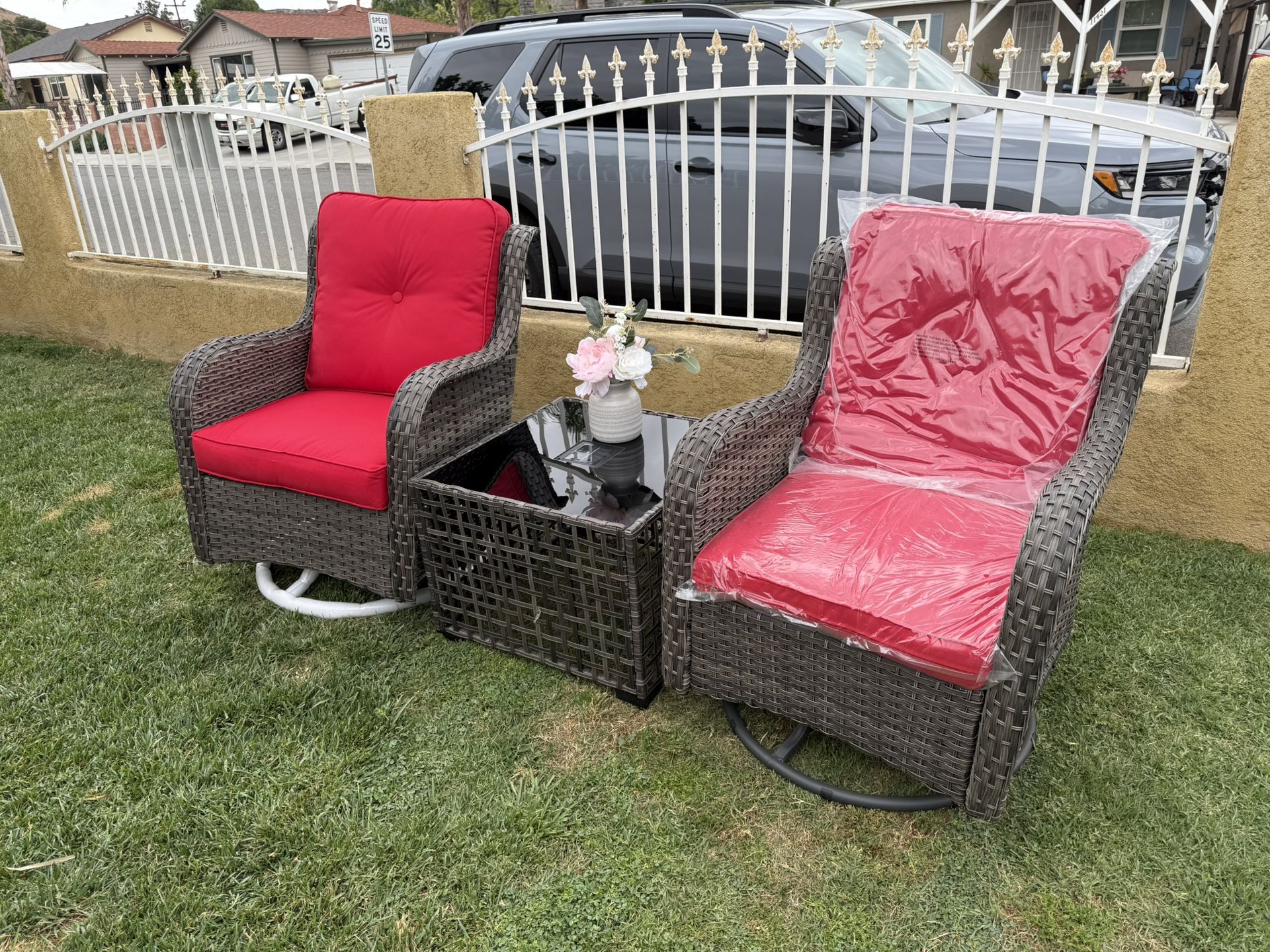 Brand New Patio Outdoor Swivel Chairs