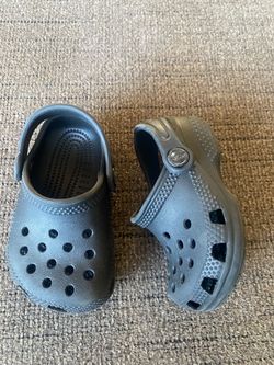 Boys black crocs sandals size 2 infant