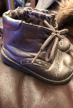 Circo size 5 dark silver metallic grey gray boots shoes