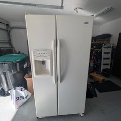 Maytag refrigerator 