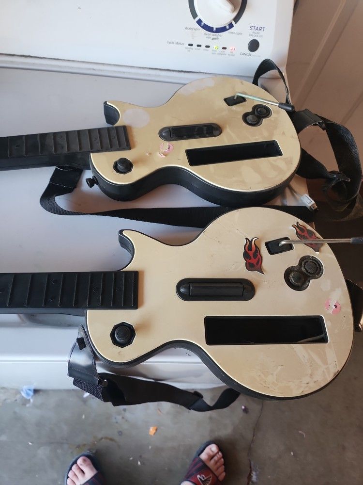 Wii Guritar Hero Guitars