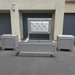 Queen Size Bedroom Set