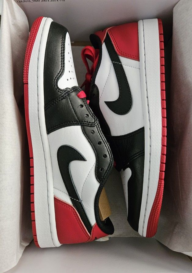 Jordan 1 Low Black Toe Size 8
