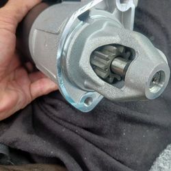 Mercede Benz E350 Brand New Starter Never Been Use Fit Mercedes Benz E350 Between 2006 To 2009 E350 