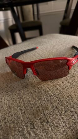 Flak 2.0 Oakley dark golf sunglasses