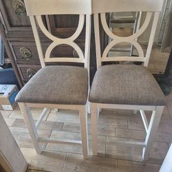  Lark Manor™ 5 Piece Counter Height Dining Set. 