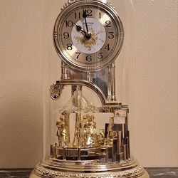 ANTIQUE RHYTHM QUARTZ CLOCK WITH SPINNING DANCE BALL - MADE IN JAPAN 