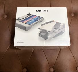 DJI Mini 3 + DJI RC Controller (Built-In Screen)