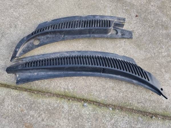 2005-10 Magnum Wiper Cowl Vent / Pillars