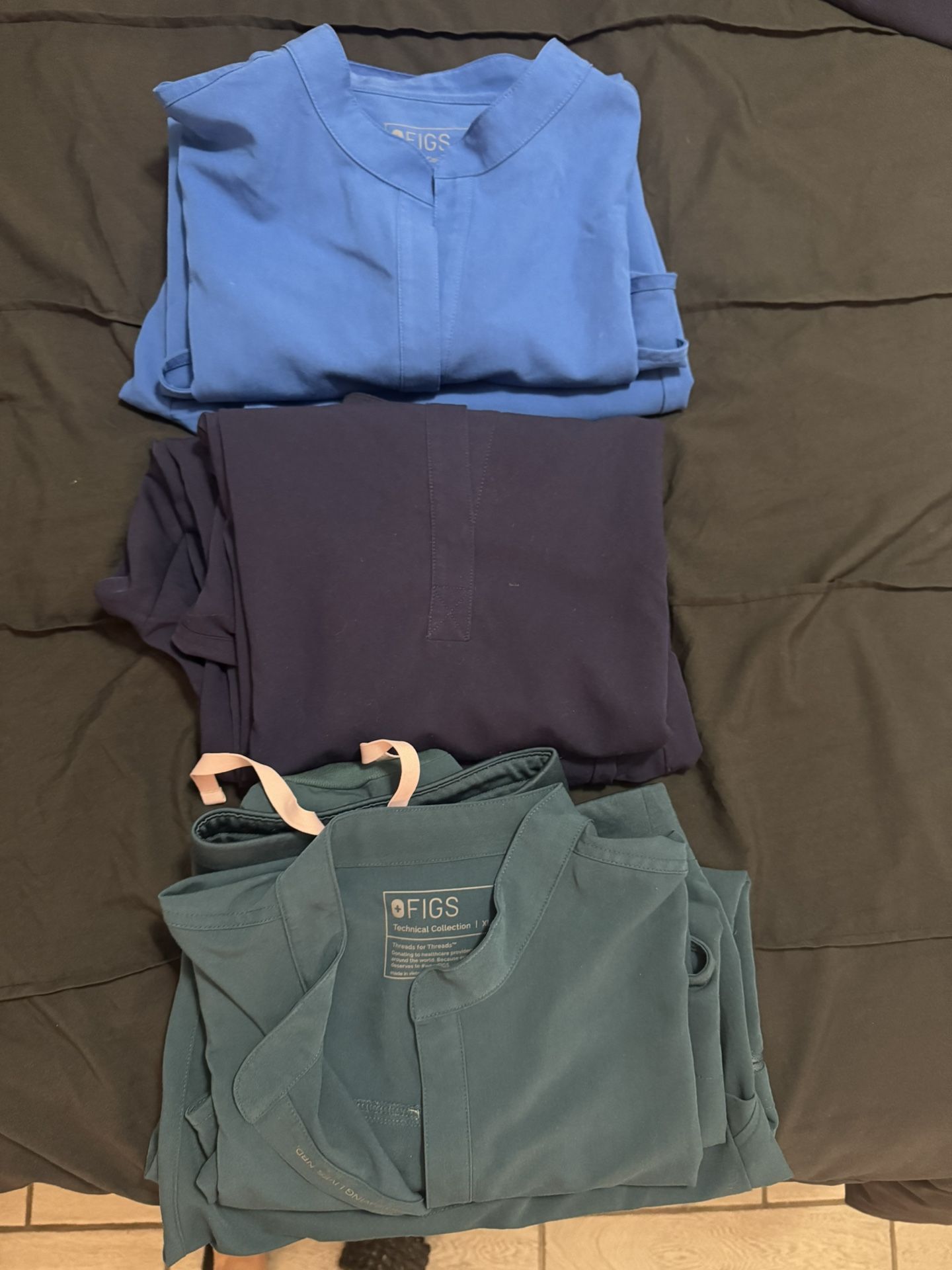 Figs Scrub set