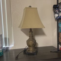 Lamp /  Lampara 