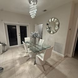✨ Modern White Luxury Living & Dining Room Set – Great Condition ✨