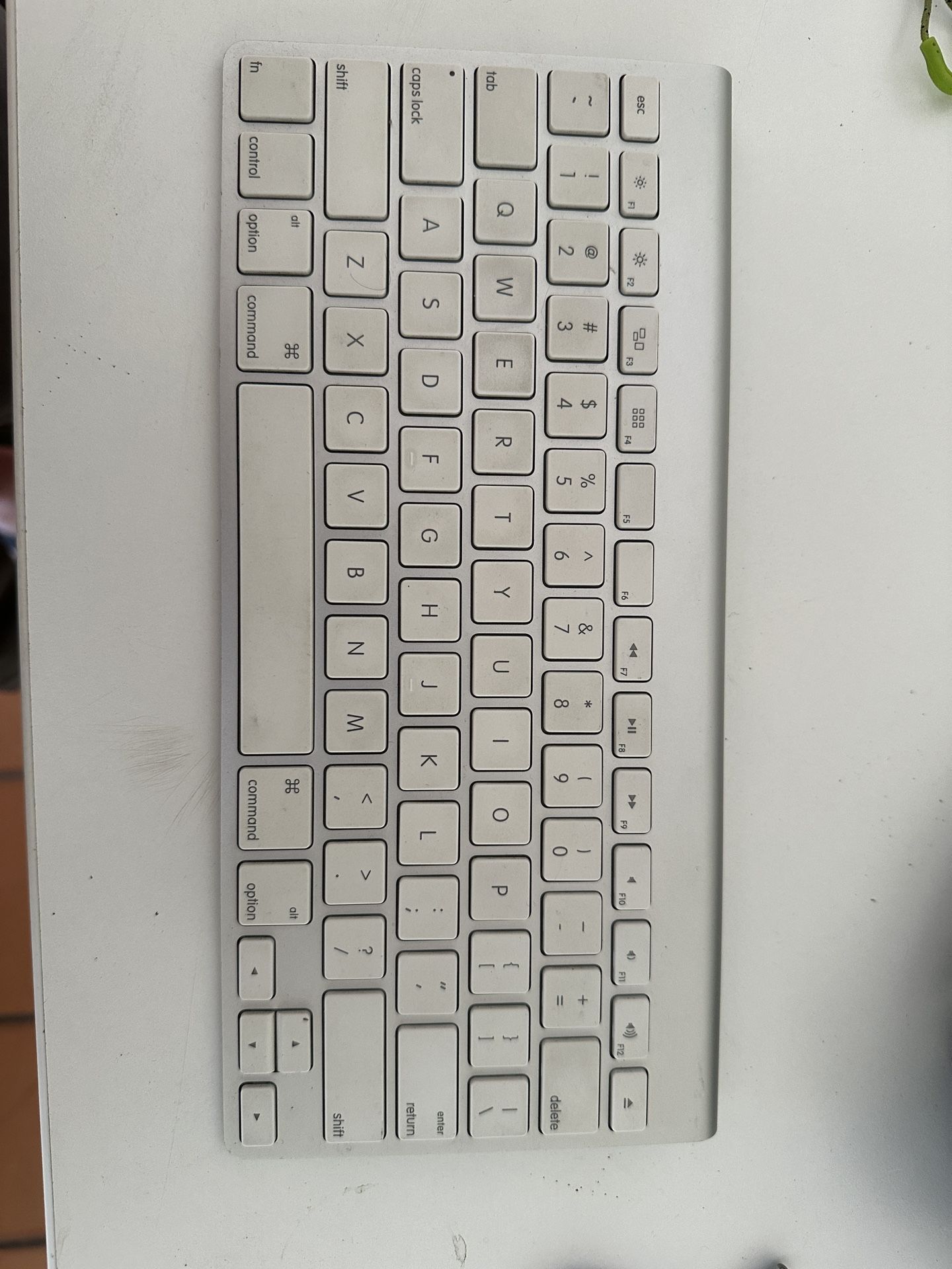 Apple Keyboard