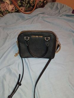 Michael kors shoulder length satchel leather black only