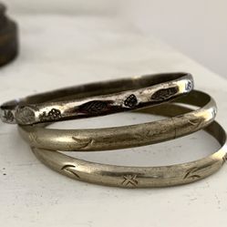 Vintage Metal Silver Hammered Bracelet Bangle