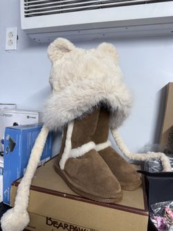 Size 8 Women  Bearpaw