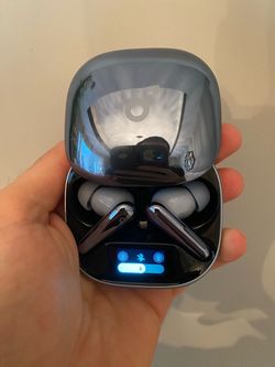 Liberty pro 4 earbuds (new)