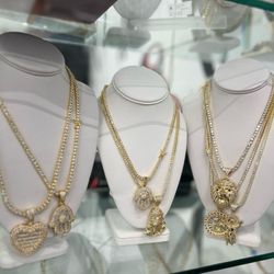 150$ Each Chain And Pendant 