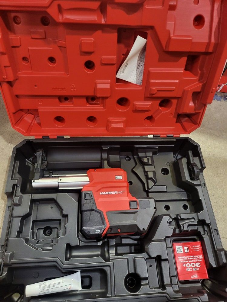MILWAUKEE M18 Fuel Hammer Drill 2912 DUST EXTRACTOR TOOL ONLY NEW