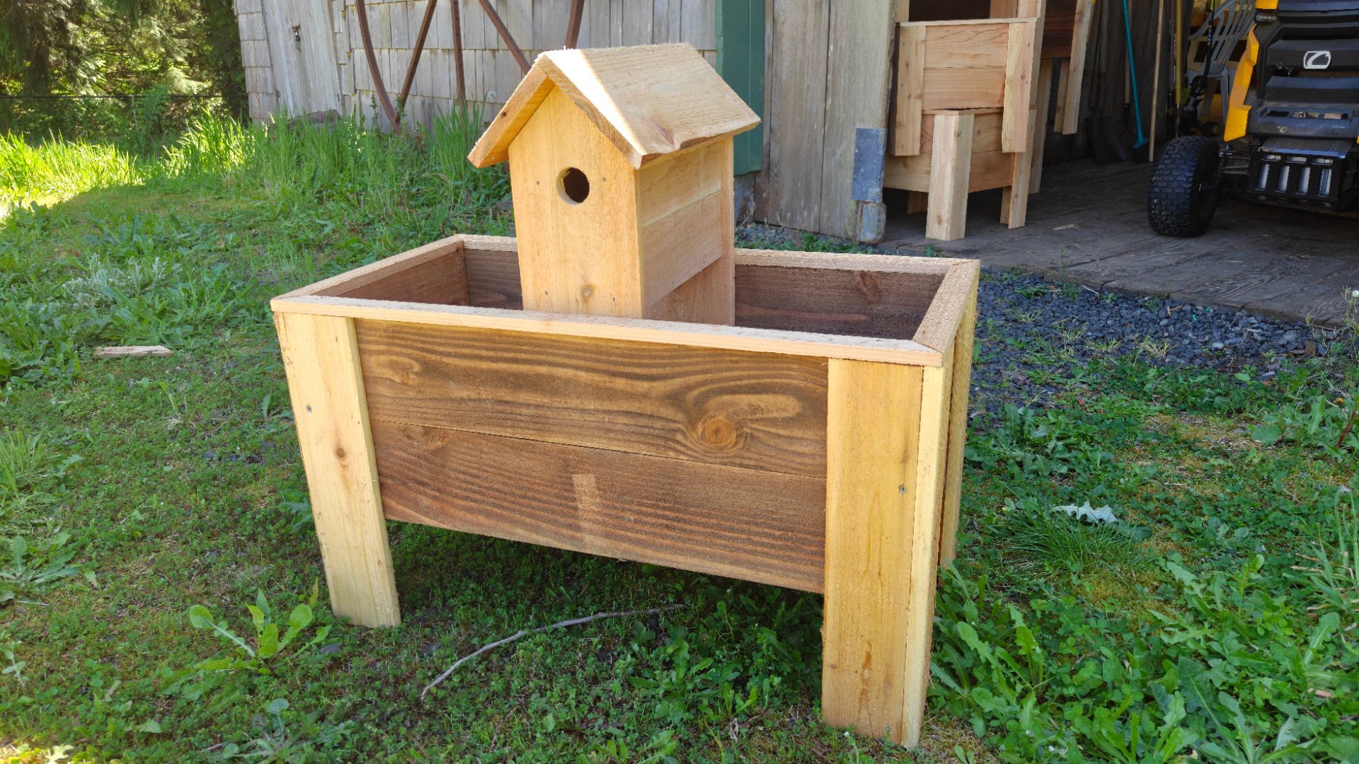 Cedar Birdhouse Planter