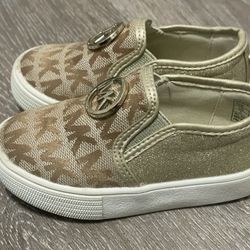 Toddler Girl’s Michael Kors Shoes - 5