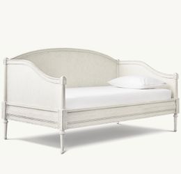 Restoration hardware daybed