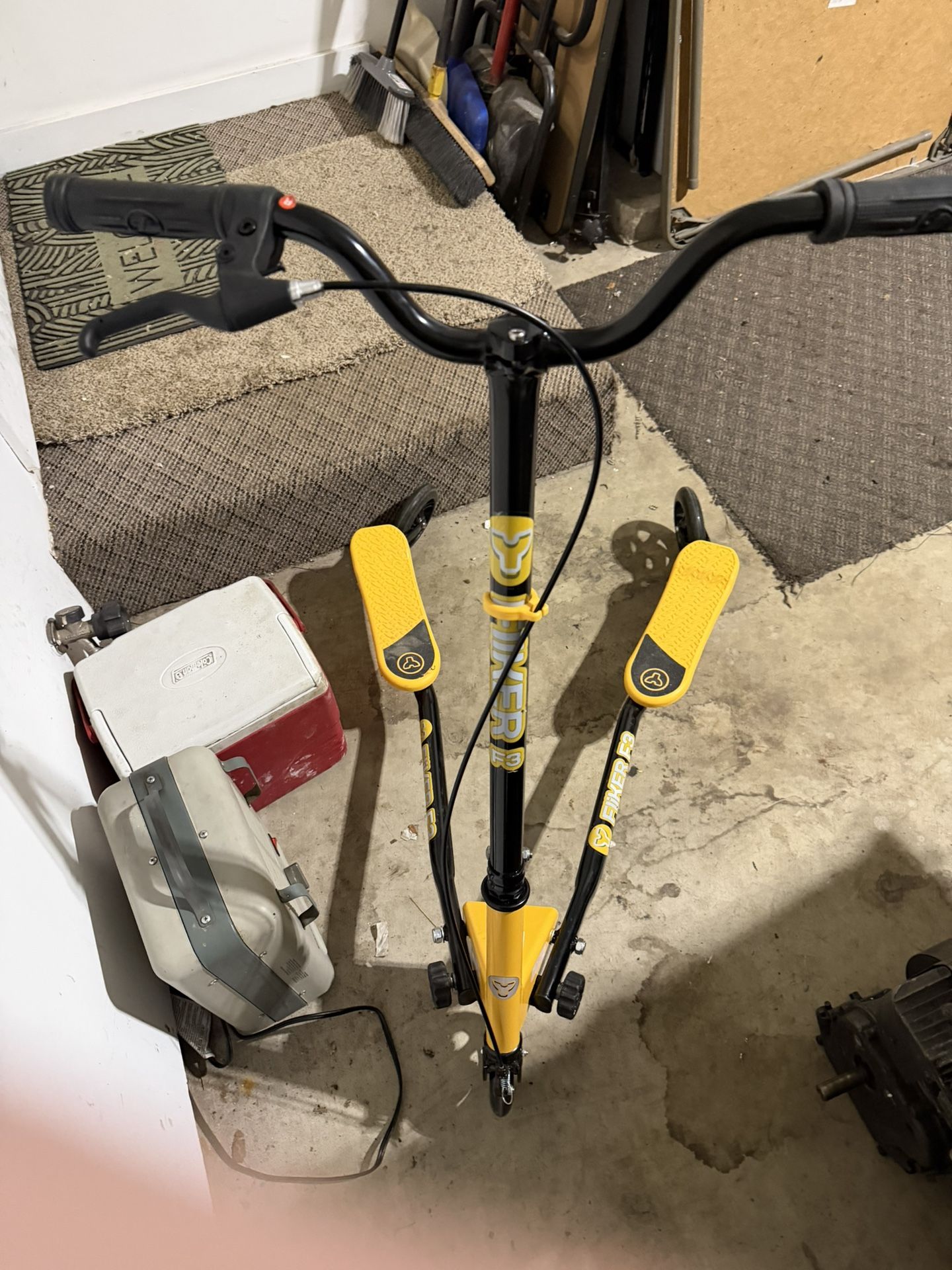 Adult Or Child Three Wheel Push Cart