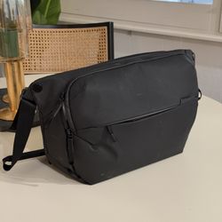 Peak Design Everyday Sling 10L Black