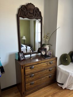 Solid Wood Bedroom Set