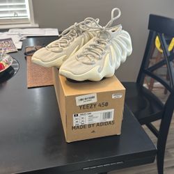 NDS Adidas Yeezy 450 Size 11.5 Cloud White