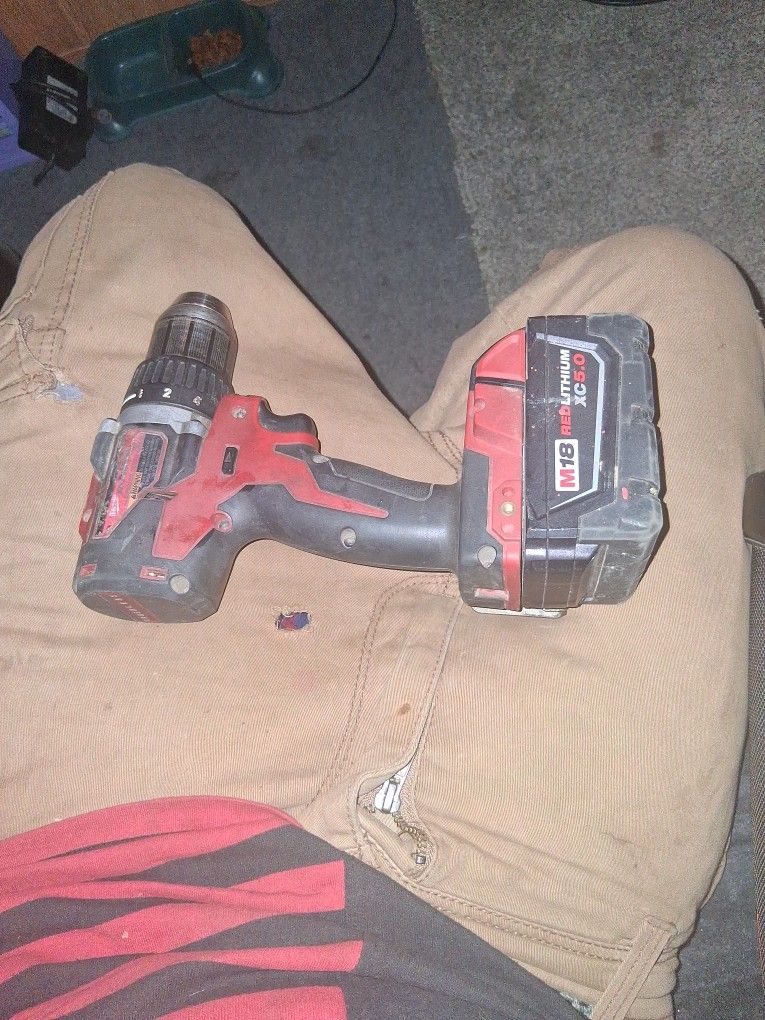 Milwaukee Drill With M18