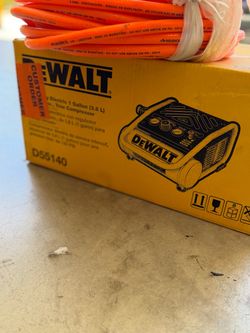 DeWalt D55140 1 Gallon Electric Trim Compressor