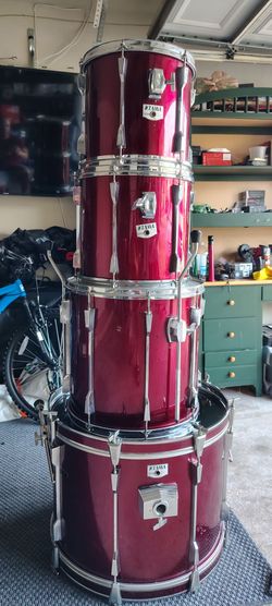 4 piece Tama Rockstar drum shell pack
