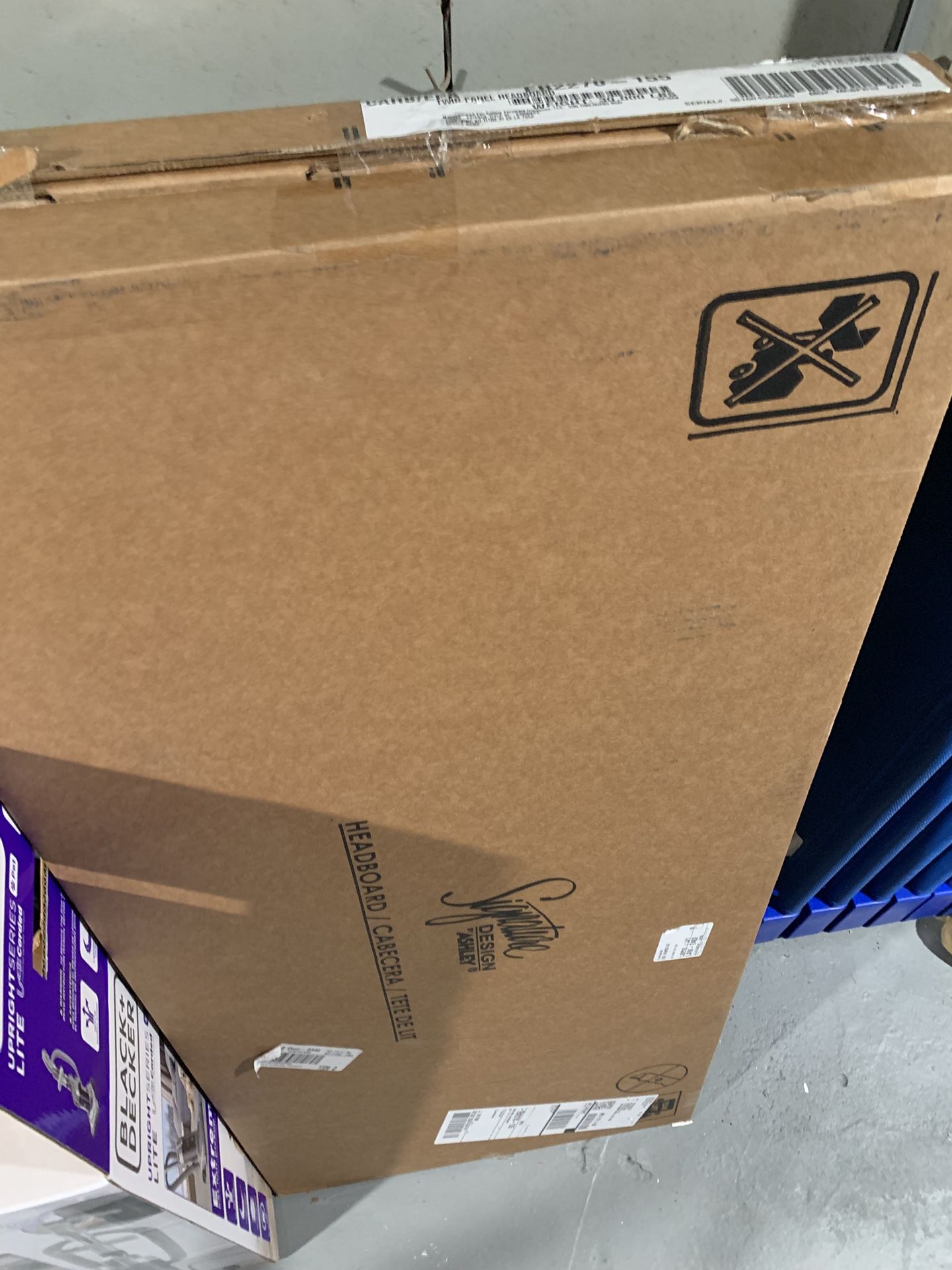 Two Twin Head boards